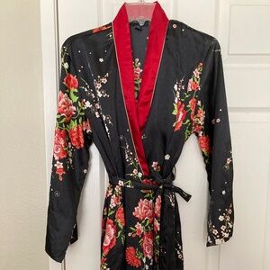 Jones New York  robe